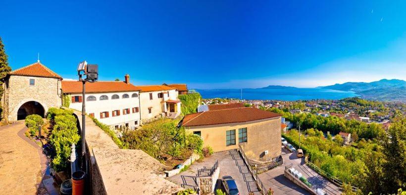 Seaview Apartment „Megan“ With Sunny Terrace Kastav Exterior photo